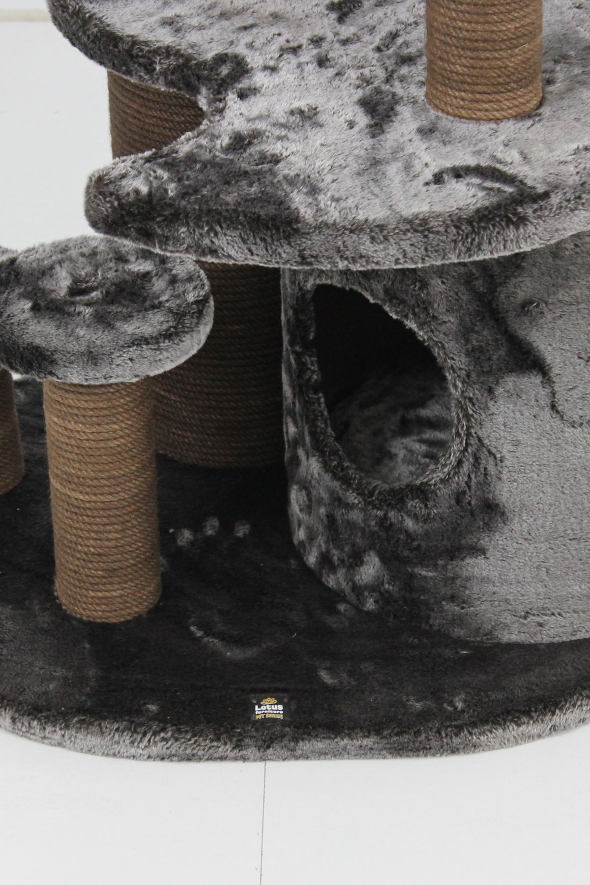 Seul Tırmalamalı Kedi Evi