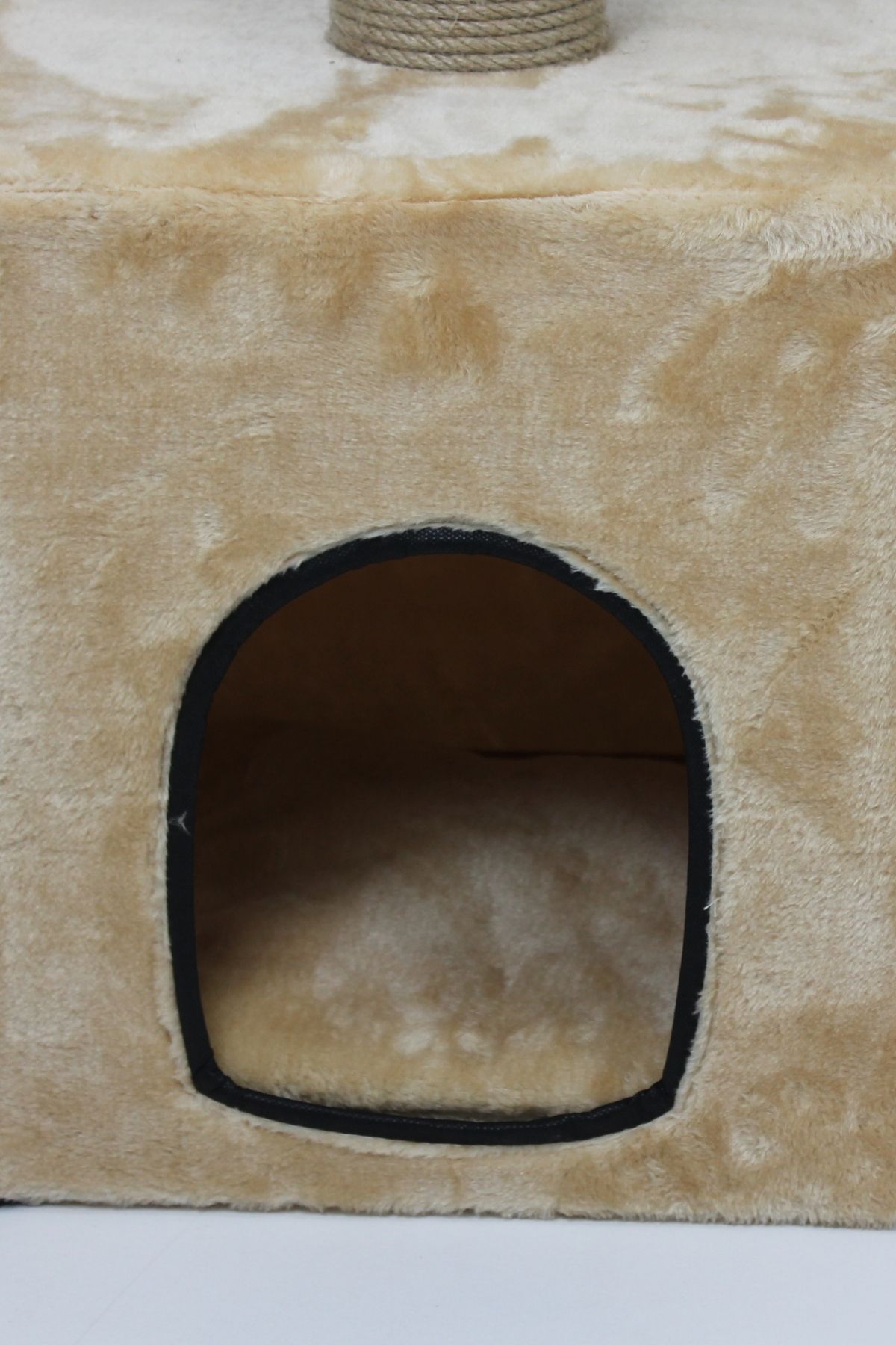 Milano Tırmalamalı Kedi Evi