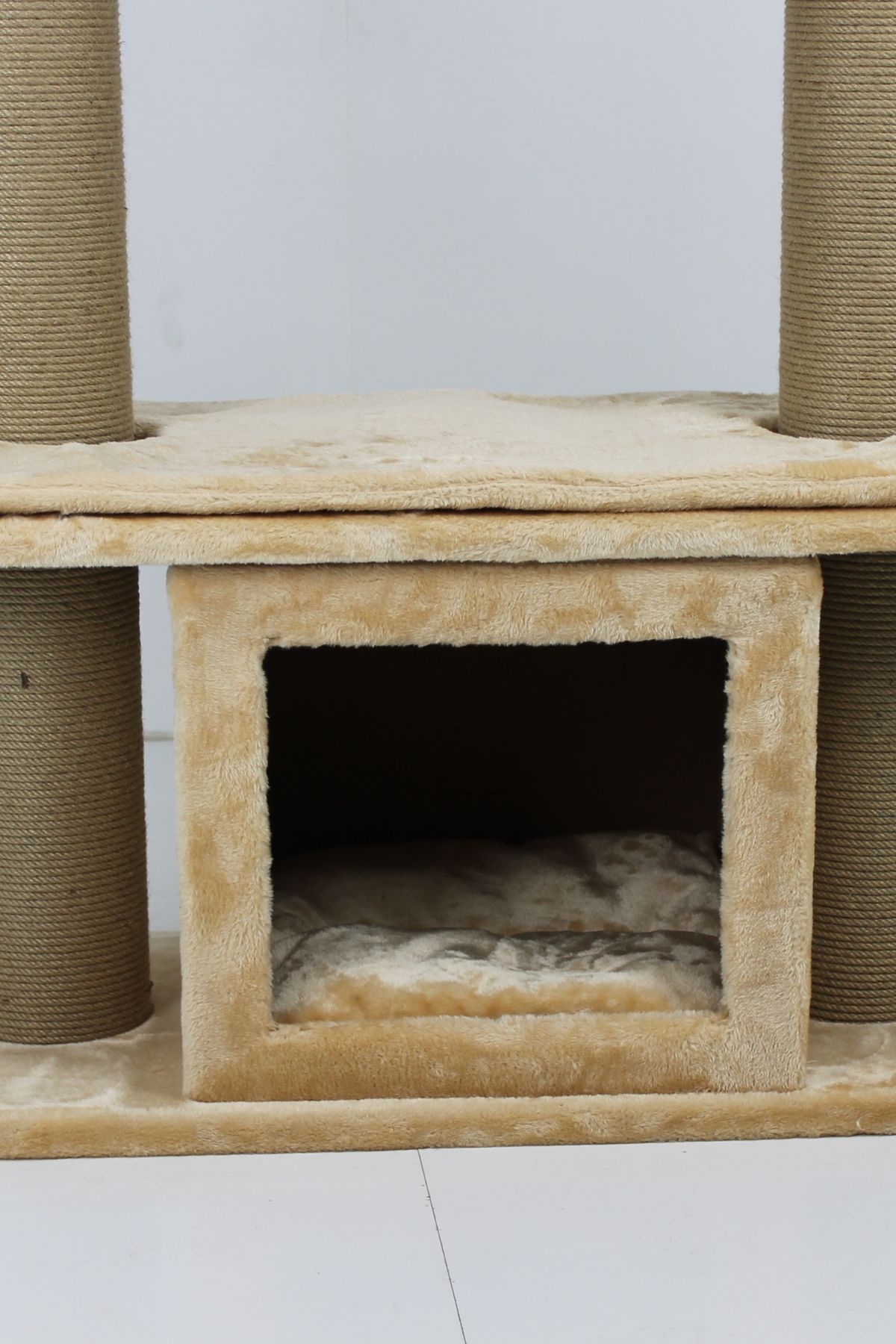 Montpellier Tırmalamalı Kedi Evi